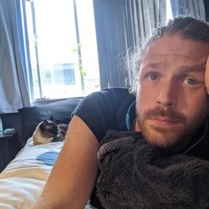 Meet your Posher, Christopher